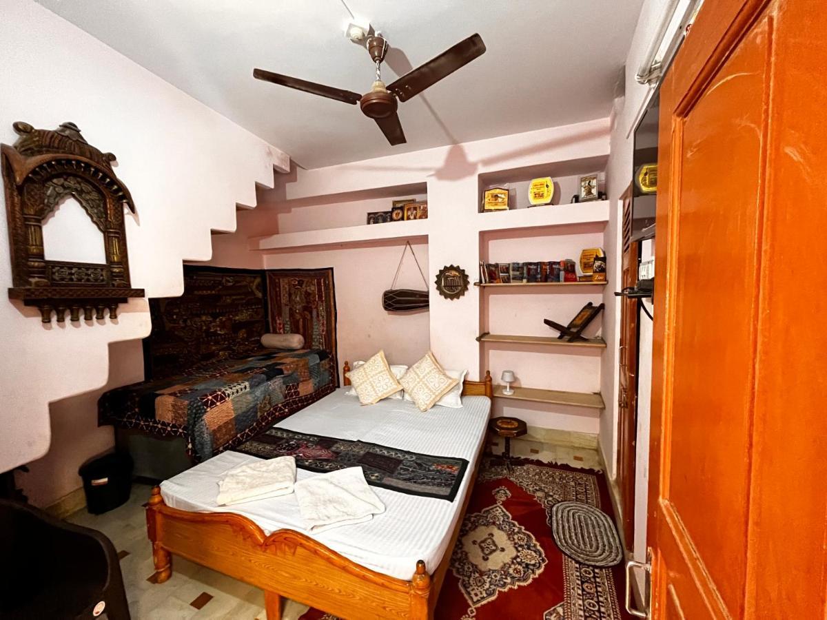 Hostel Marigold Home Stay 자이살메르 외부 사진